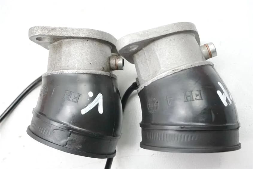 DUCATI MONSTER 696 M5 ANSAUGSTUTZEN - PAAR