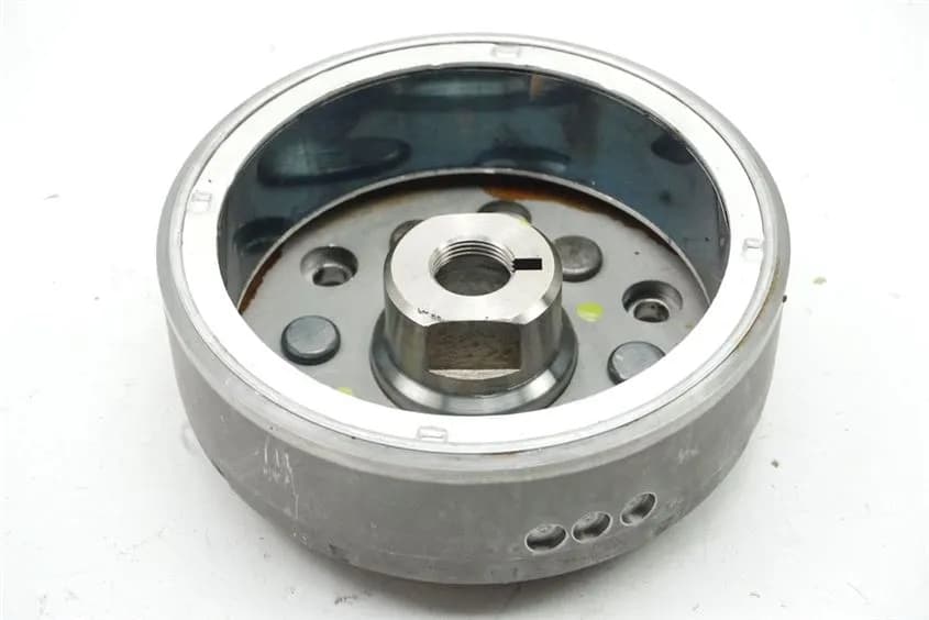 HONDA VT 700 C RC19 SHADOW LIMA ROTOR POLRAD LICHTMASCHINE