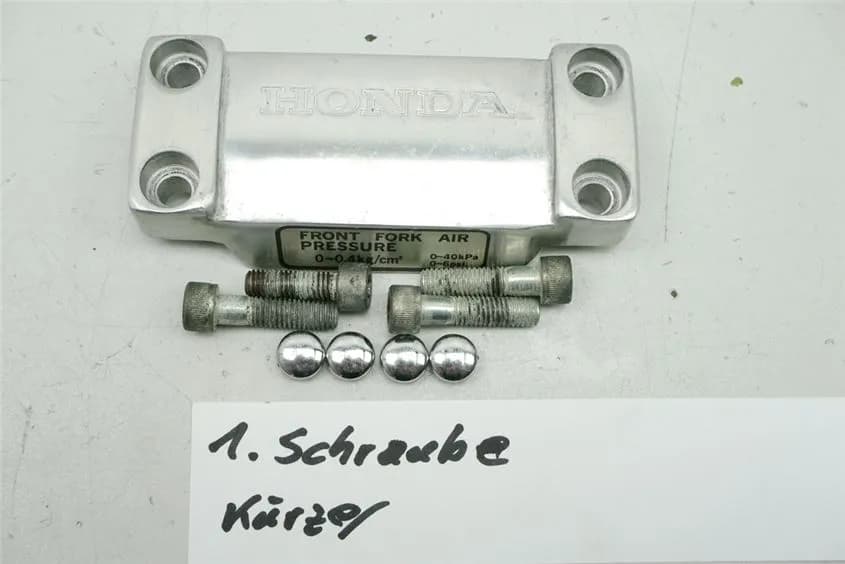 HONDA VT 700 C RC19 SHADOW LENKERKLEMMUNG OBEN RISER LENKER