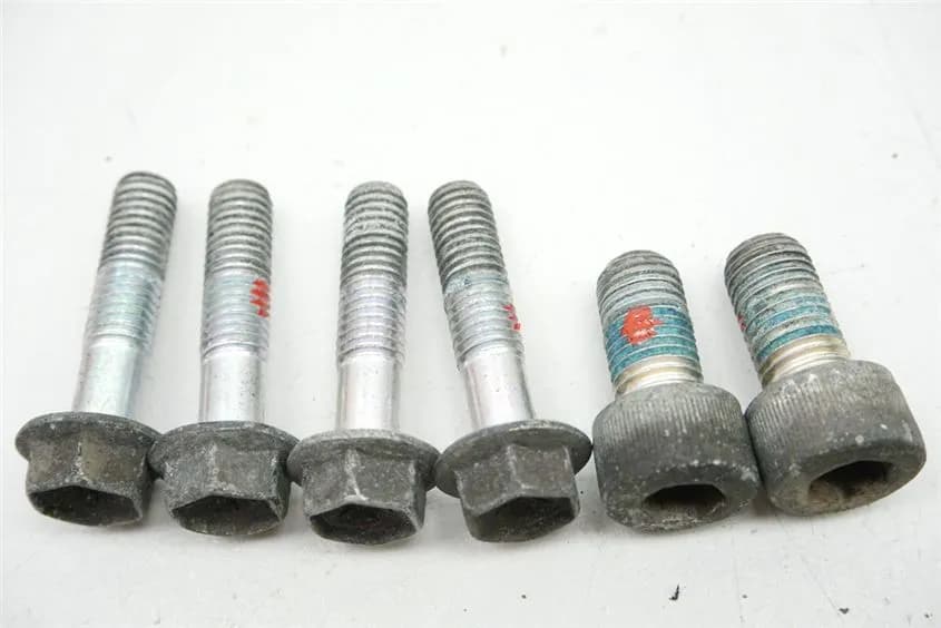 SUZUKI VLR 1800 T WVCT C 1800 R SCHRAUBEN BREMSSATTEL VORN & HINTEN