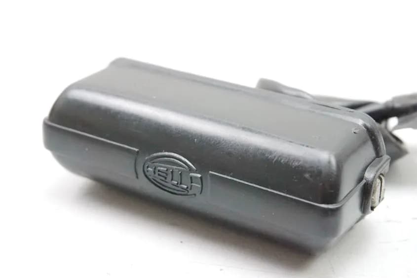 SUZUKI VS 1400 VX51L INTRUDER KENNZEICHENBELEUCHTUNG HELLA