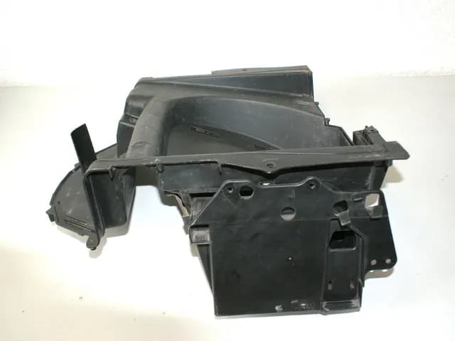 HONDA FES 125 JF05 PANTHEON BATTERIEFACH STAUFACH