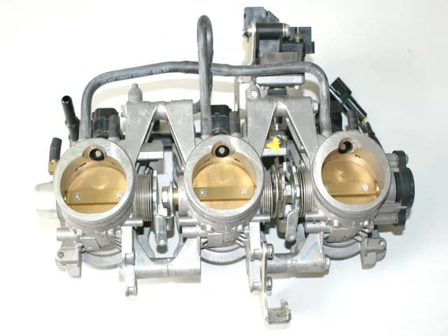 TRIUMPH STREET TRIPLE 675 D67LD EINSPRITZANLAGE INJECTION