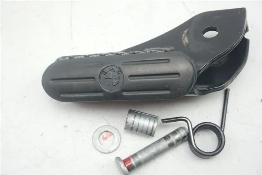 BMW F 650 GS E650G FUßRASTE FAHRER LINKS FOOTREST
