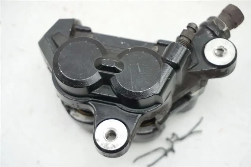 SUZUKI GSXF 750 GR78A BREMSSATTEL RECHTS BRAKE CALIPER