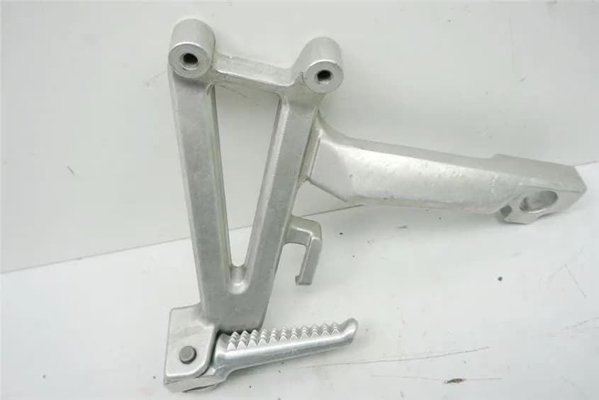 HONDA CBR 600 PC31 FUßRASTENANLAGE SOZIUS LINKS HALTER FUßRASTE