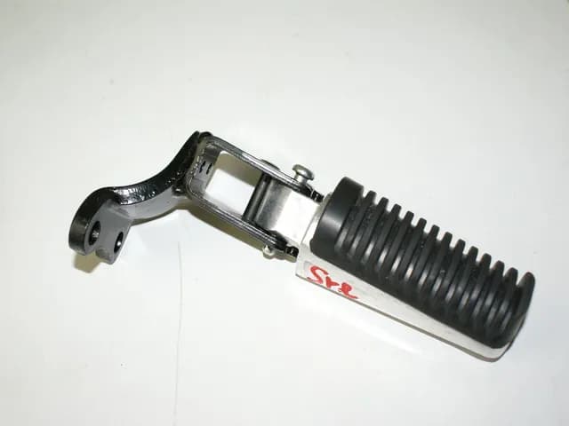 YAMAHA YP 250 R X-MAX i SG16 FUßRASTE SOZIUS RECHTS