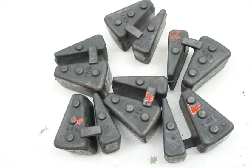 YAMAHA XV 1600 VP08 WILD STAR RUCKDÄMPFER GUMMIS - SATZ