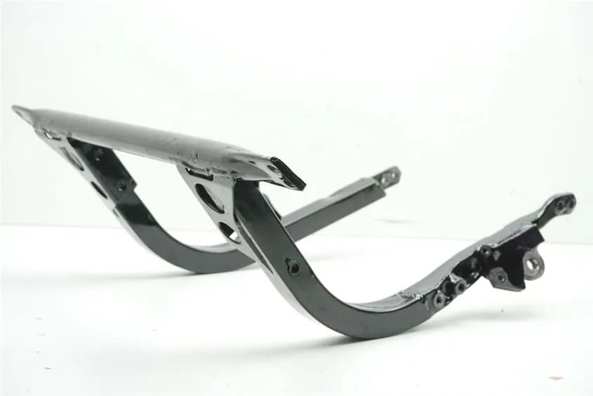 SUZUKI GSXF 600 GN72AB RAHMEN UNTERZUG HILFSRAHMEN TRÄGER HALTER