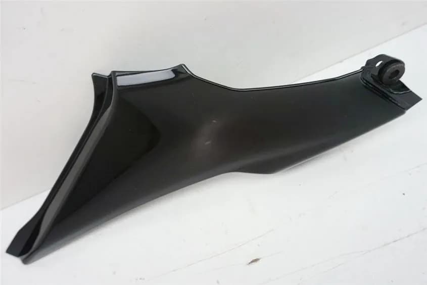 KAWASAKI Z 900 ZR900D D1 VERKLEIDUNG TANK RECHTS HINTEN COVER ABDECKUNG SEITENDECKEL