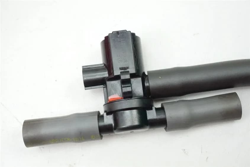 KAWASAKI Z 900 ZR900D D1 SEKUNDÄRLUFTVENTIL VENTIL