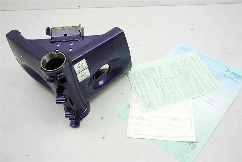 SUZUKI RF 900 GT73B RAHMEN & BRIEF FRAME RAHMENKOPF