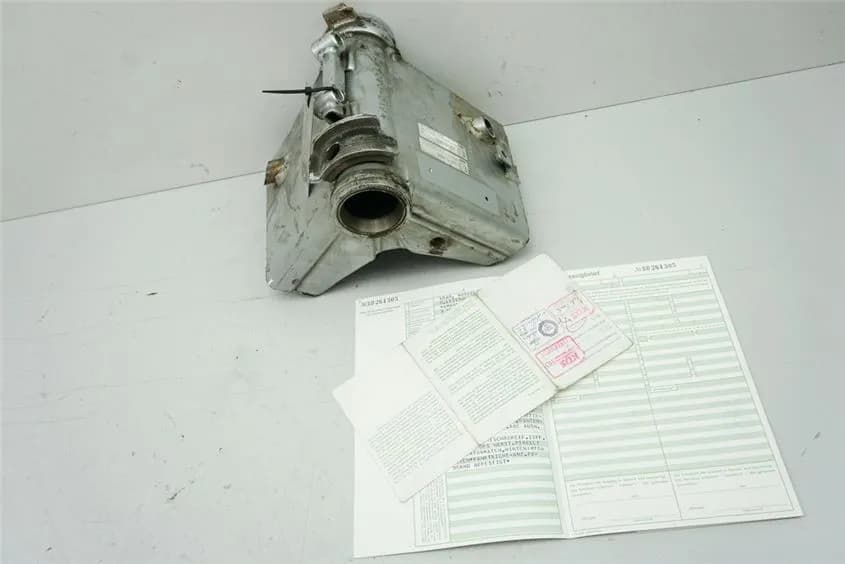 YAMAHA TDM 850 3VD RAHMEN & BRIEF RAHMENKOPF PLAKETTE