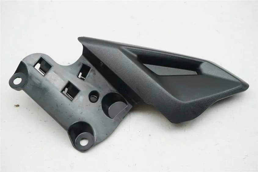 TRIUMPH STREET TRIPLE R 675 ABS L67LR VERKLEIDUNG LENKKOPF RECHTS ABDECKUNG COVER