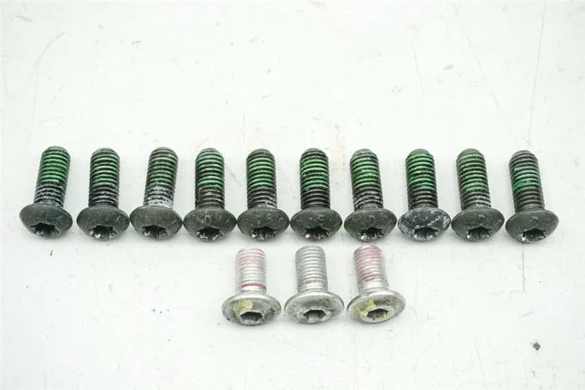 DUCATI 1198 ZDMH704AA SCHRAUBEN BREMSSCHEIBEN VORN