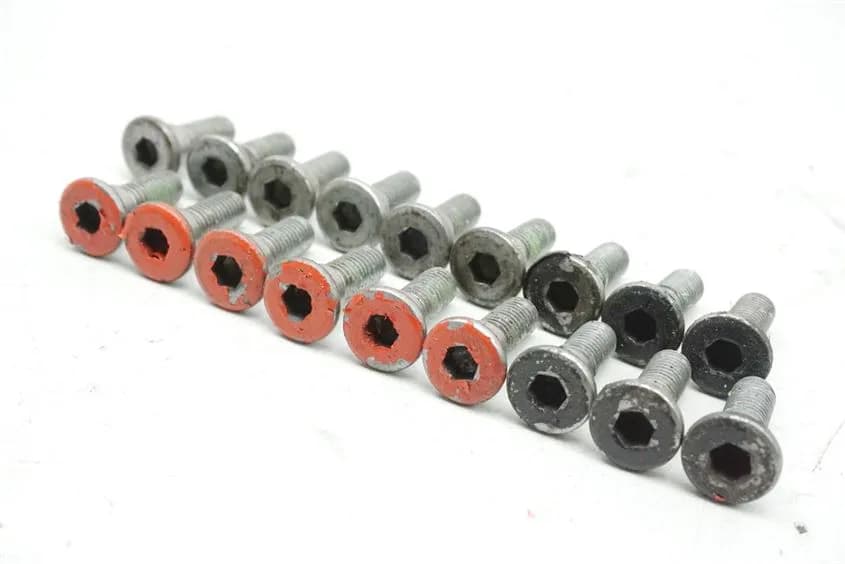 HONDA CBR 1000 SC24 SCHRAUBEN BREMSSCHEIBEN VORN & HINTEN