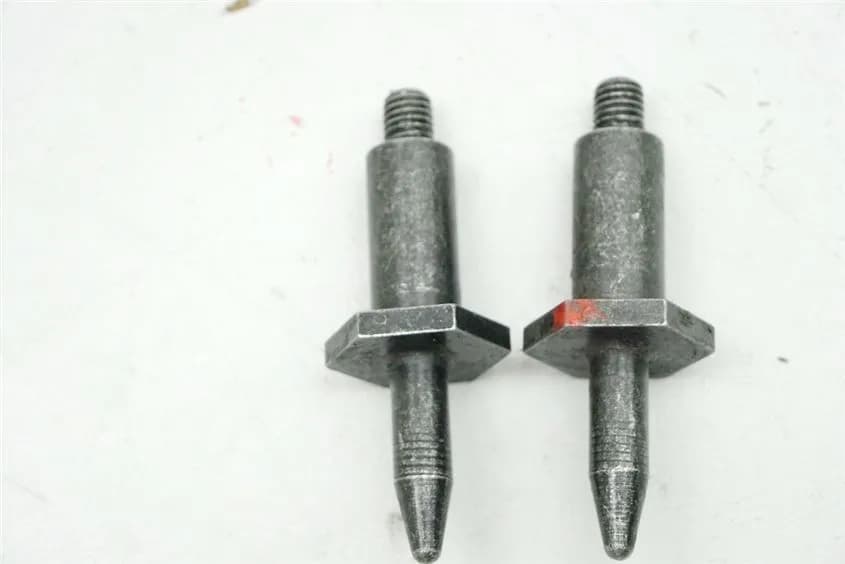 BMW F 800 ST A E8ST K71 HALTERUNG TANK TANKHALTER STIFT BEFESTIGUNG BOLZEN