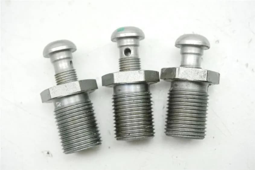 BMW F 800 ST A E8ST K71 SCHRAUBEN BREMSLEITUNG METALL VERBINDER