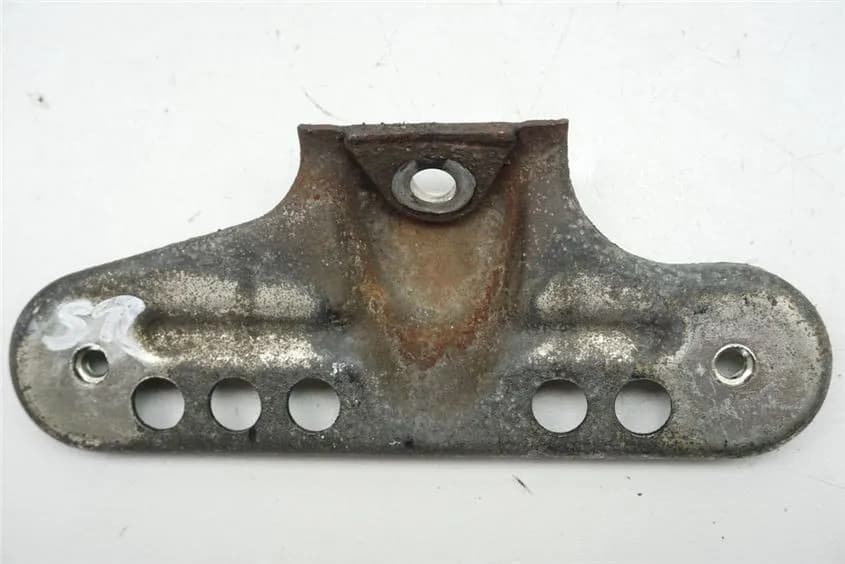 SUZUKI AN 650 ABS WVBU BURGMAN EXECUT HALTER TRITTBRETT SOZIUS RECHTS