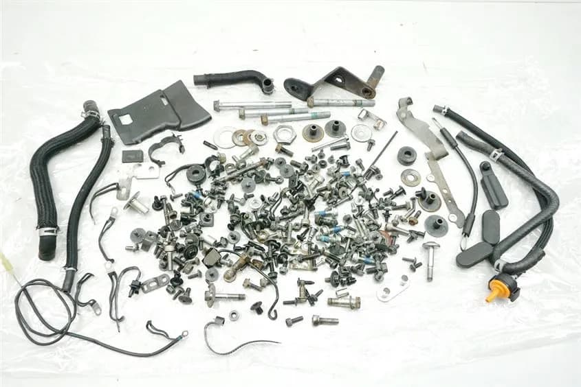 SUZUKI AN 650 ABS WVBU BURGMAN EXECUT SCHRAUBEN & KLEINTEILE