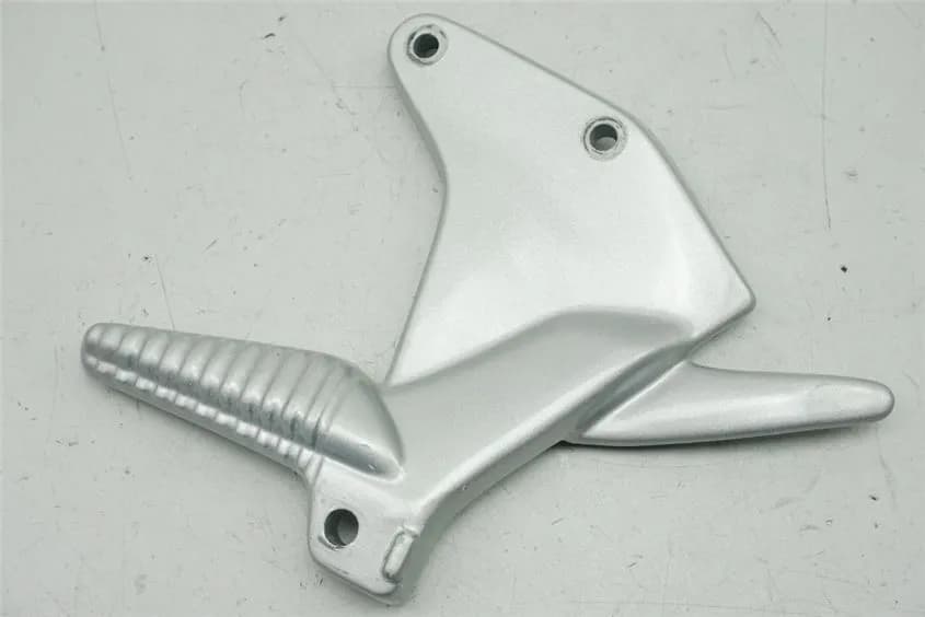 APRILIA PEGASO 650 ML FUßRASTENTRÄGER SOZIUS RECHTS HALTER FUßRASTE