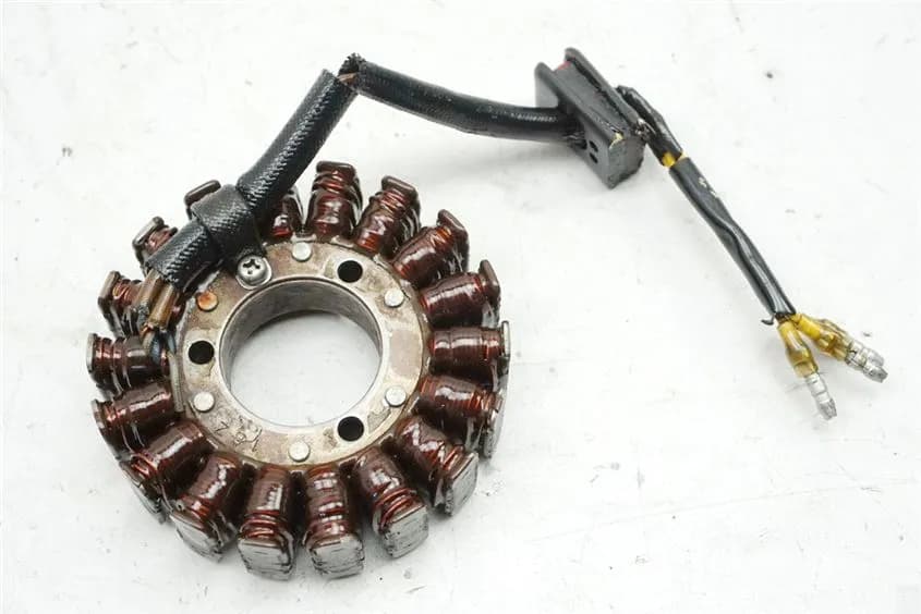 KAWASAKI Z 1000 ST KZT00E LIMA STATOR LICHTMASCHINE