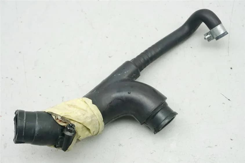 DUCATI SUPERSPORT 939 KÜHLERSCHLAUCH THERMOSTAT -> ZYLINDERKOPF VORN