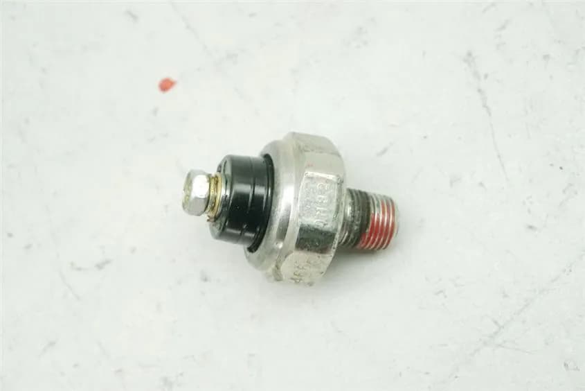 KAWASAKI Z 1000 ABS ZRT00B ÖLDRUCKSCHALTER