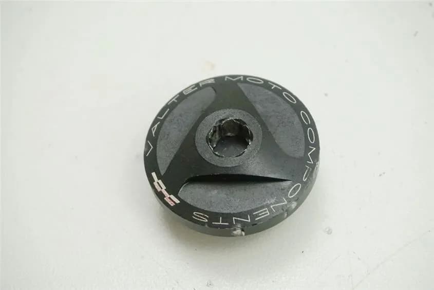 KAWASAKI Z 1000 ABS ZRT00B ÖLEINFÜLLSCHRAUBE SCHRAUBE ÖLEINFÜLLSTUTZEN ALU CNC