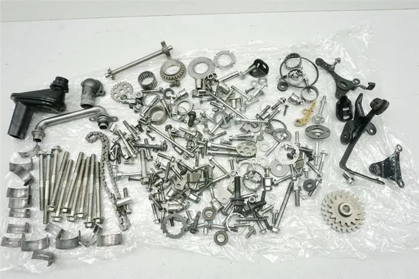 HONDA CBR 1000 RR SC59 SA SP SCHRAUBEN & KLEINTEILE - MOTOR