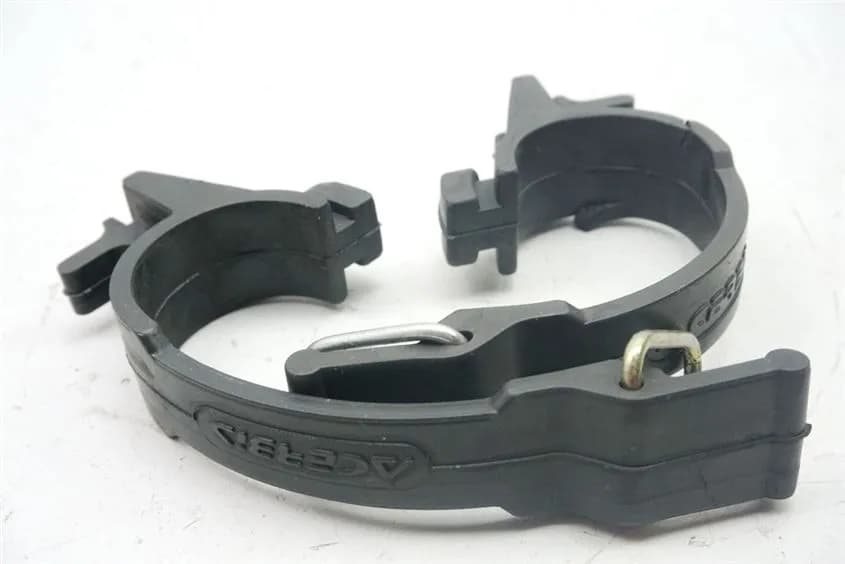 MZ / MUZ SM 125 SNZ1SX HALTERUNG GUMMIS LAMPENMASKE KANZEL VERKLEIDUNG