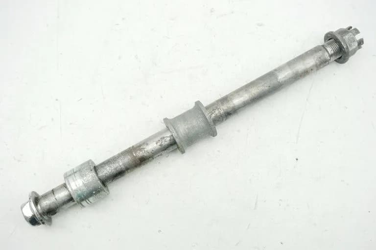 HONDA CB 650 C RC05 STECKACHSE HINTEN ACHSE DISTANZEN