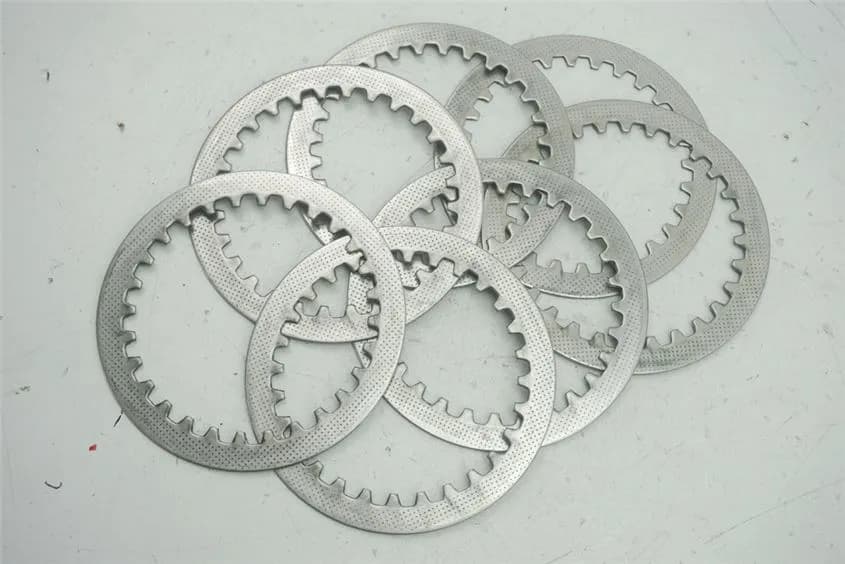 SUZUKI GSF 600 BANDIT GN77AB STAHLSCHEIBEN KUPPLUNG METALLSCHEIBEN