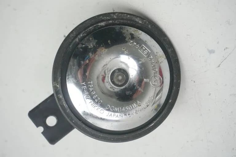 YAMAHA XJR 1300 RP02 SP HUPE HORN SIGNALHORN - H