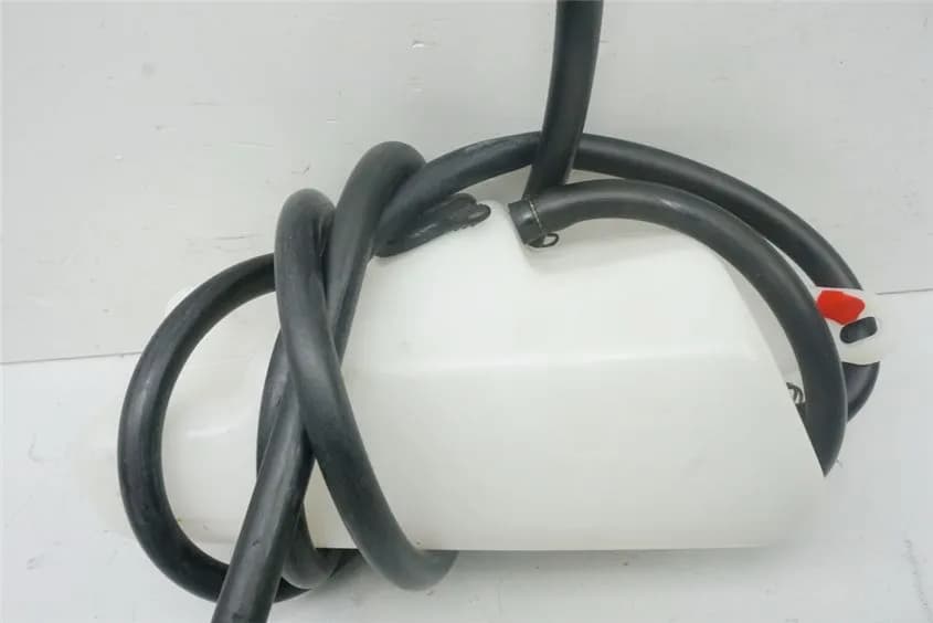 KAWASAKI ER 5 TWISTER ER500A KÜHLMITTELBEHÄLTER KÜHLER AUSGLEICHSBEHÄLTER