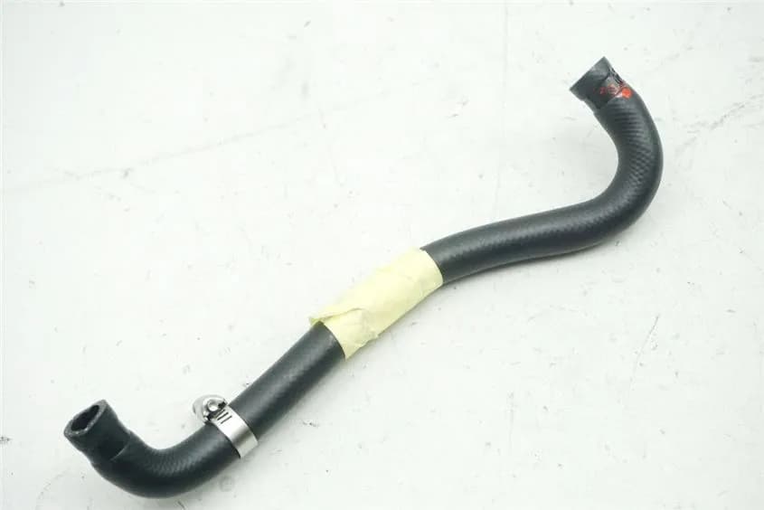 KAWASAKI ZX-6R ZX600R KÜHLERSCHLAUCH WASSERPUMPE -> ÖLKÜHLER