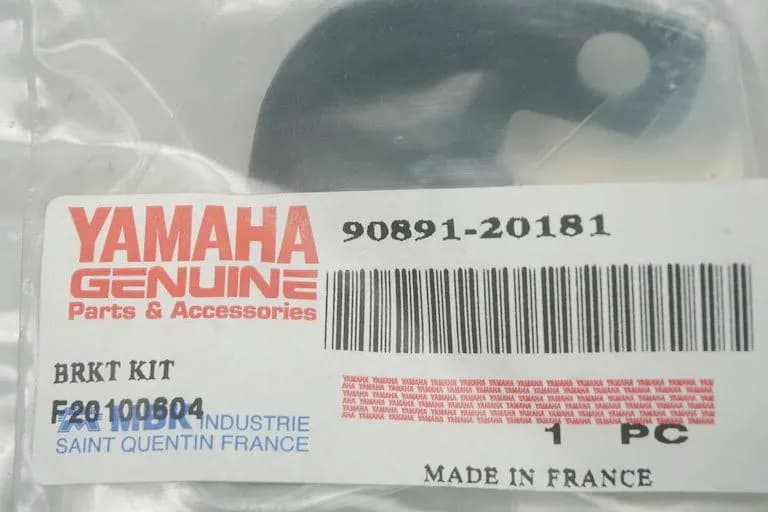 YAMAHA YZF 125 R - HALTER VERKLEIDUNG - 90891-20181
