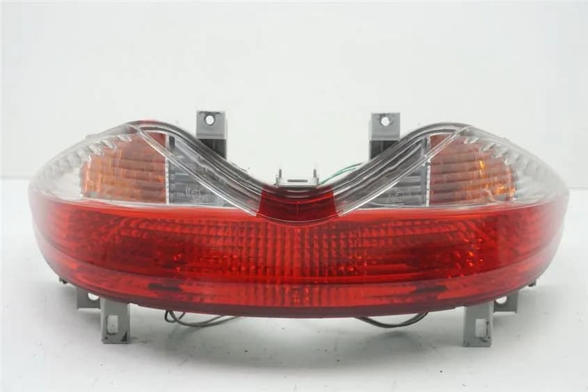 SUZUKI UH 125 CC BURGMAN K7-L3 RÜCKLICHT LAMPE TAIL LIGHT REAR