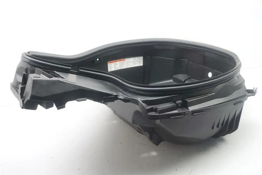 SUZUKI UH 125 CC BURGMAN K7-L3 HELMFACH STAUFACH STAUBOX