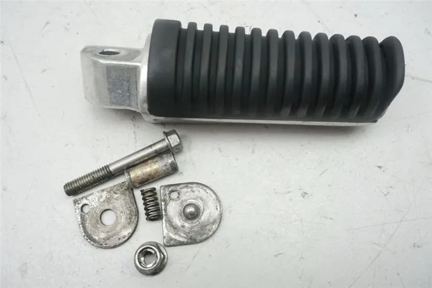 YAMAHA XJR 1200 4PU SP FUßRASTE SOZIUS RECHTS FOOTREST