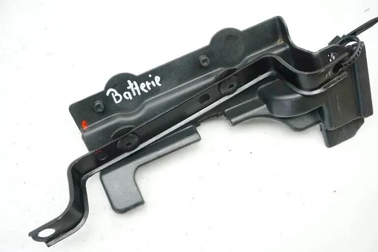 CF MOTO CF500 - 5A CFORCE 4x4 HALTERUNG BATTERIE DECKEL ABDECKUNG COVER