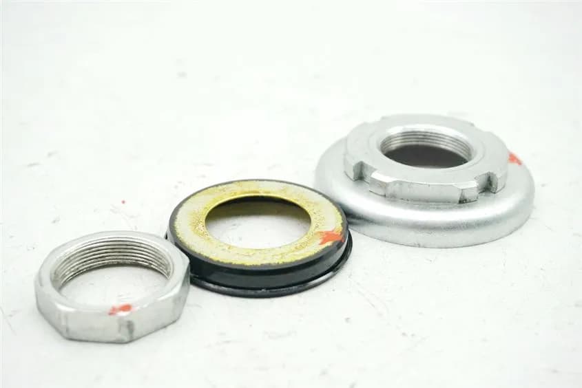 HONDA SH 300 A NF02 MUTTER SICHERUNG LENKKOPF GABELBRÜCKE