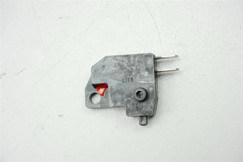 SUZUKI GSX 600 F AJ BREMSLICHTSCHALTER VORN