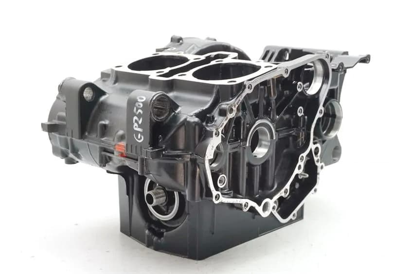 KAWASAKI GPZ 500 S EX500D MOTORGEHÄUSE MOTORBLOCK CRANKCASE