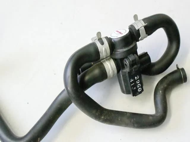 SUZUKI GSX-R 750 WVB3 SEKUNDÄRLUFTSYSTEM VENTIL