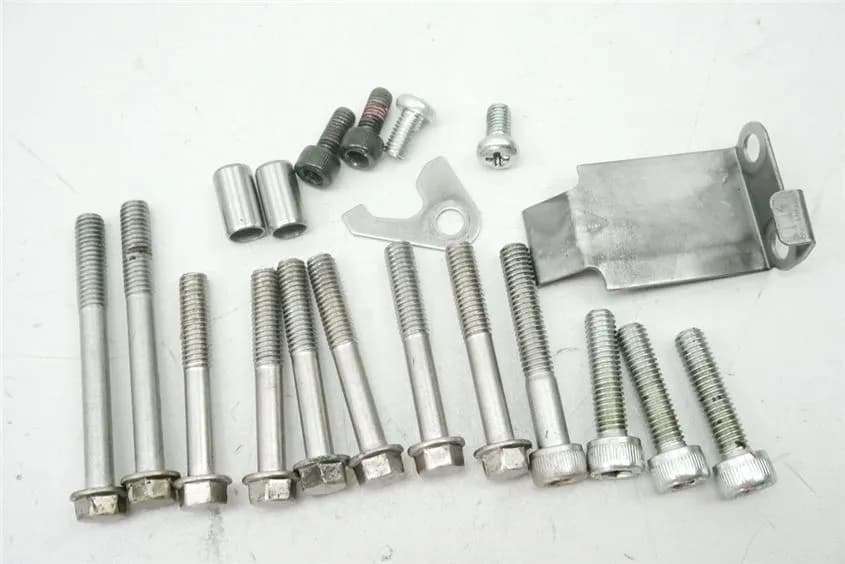 KAWASAKI ER 5 TWISTER ER500A SCHRAUBEN LIMADECKEL STATOR MOTORDECKEL