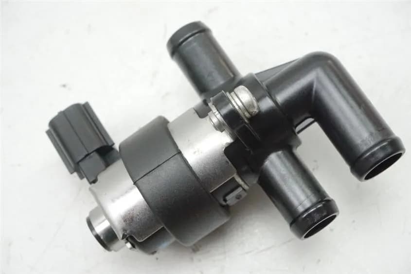 HONDA CB 1000 R ABS SC60 SEKUNDÄRLUFTVENTIL VENTIL MOTORENTLÜFTUNG