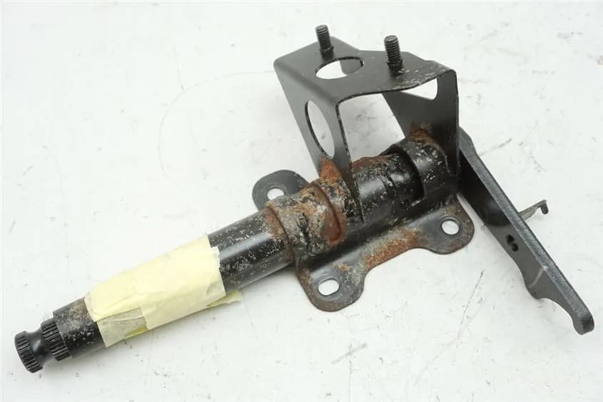 HONDA CN 250 MF02 HELIX HALTERUNG BREMSPEDAL WELLE FUßBREMSPEDAL