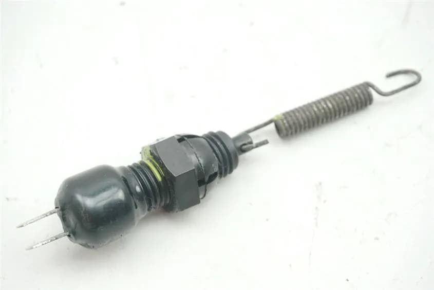 SUZUKI GS 500 E GM51B BREMSLICHTSCHALTER HINTEN