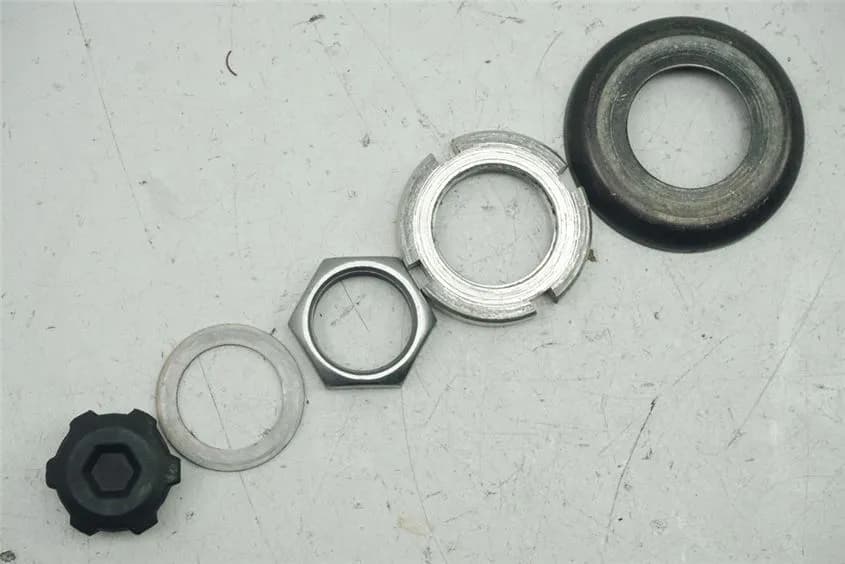 KAWASAKI BX 125 A NINJA MUTTER SICHERUNG LENKKOPF GABELBRÜCKE